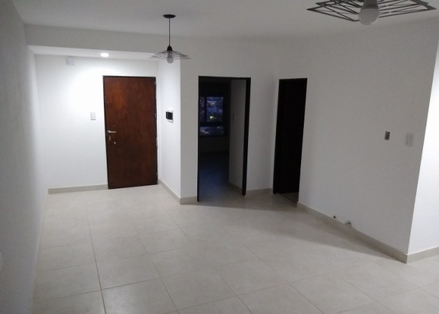Departamento con cochera en hermoso entorno!!! (Parana)