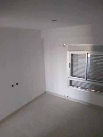 Departamento con cochera en hermoso entorno!!! (Parana)