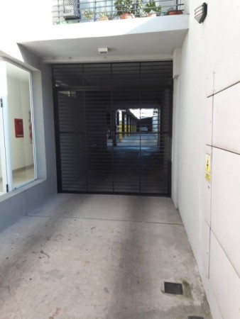 ULTIMA Cochera en venta (Peron 70)